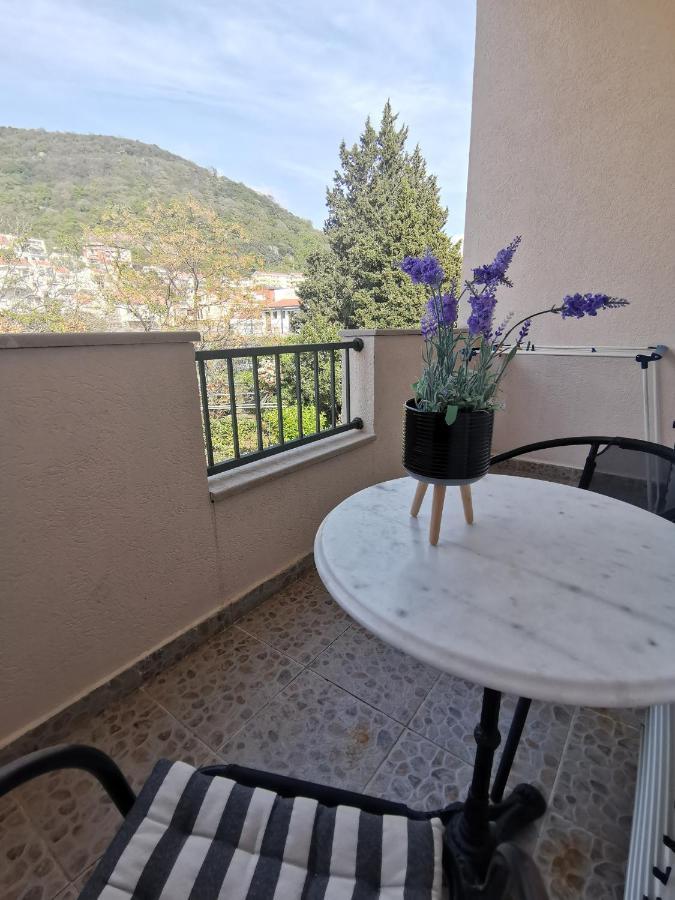 Apartments Maris Петровац Экстерьер фото