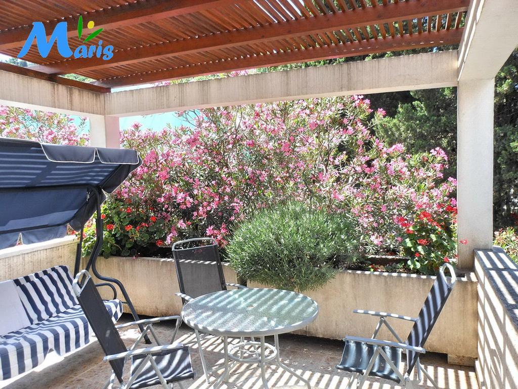 Apartments Maris Петровац Экстерьер фото