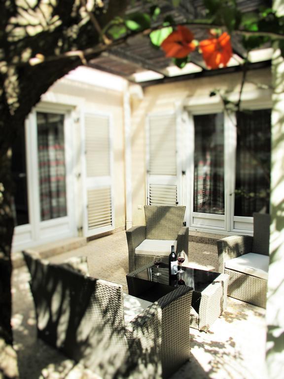 Apartments Maris Петровац Экстерьер фото