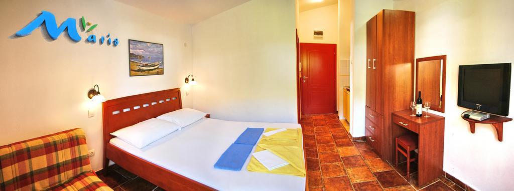 Apartments Maris Петровац Экстерьер фото